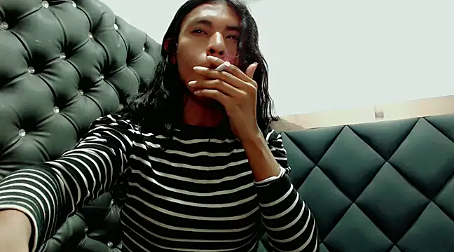 danna veryhot  online show from 6, 3, 2025