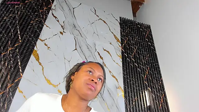 ebony hot1 online show from 22, 9, 2025