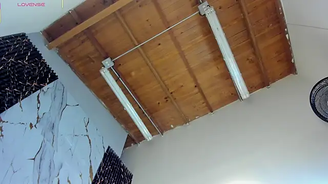 Snapshot of ebony_hot1 chatting on 12, 6, 2026 ebony hot1 online show from 12, 6, 2026