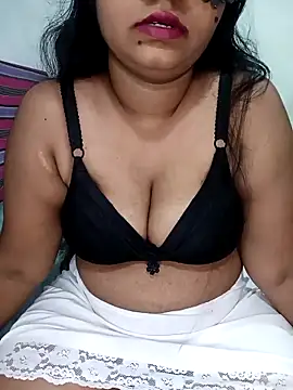 Snapshot of Reesha_99 chatting on 8, 5, 2026 Reesha 99 online show from 8, 5, 2026