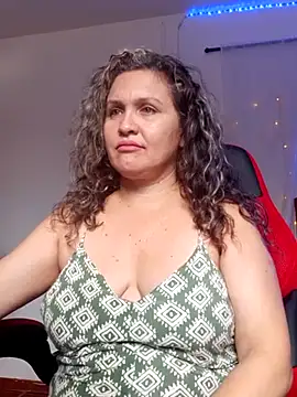 helenca43 online show from 8, 3, 2025