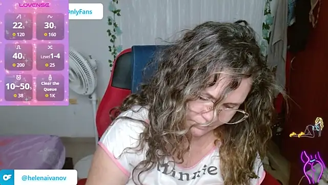 Snapshot of helenca43 chatting on 12, 2, 2026 helenca43 online show from 12, 2, 2026