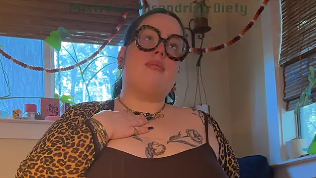 Snapshot of MissBika chatting on 11, 1, 2025 MissBika online show from 11, 1, 2025