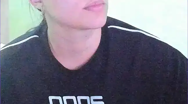 Snapshot of Luciluu20 chatting on 19, 1, 2025 Luciluu20 online show from 19, 1, 2025