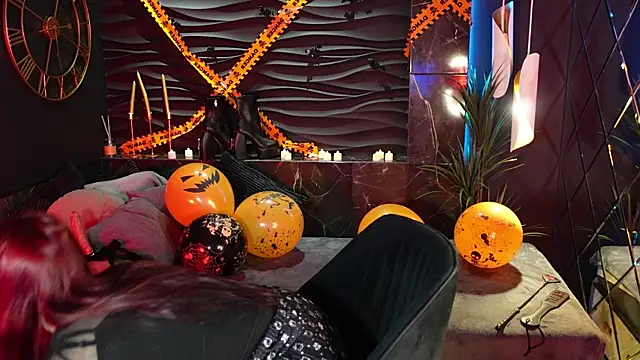 Snapshot of Lily_Moonlight chatting on 29, 10, 2025 Lily Moonlight online show from 29, 10, 2025