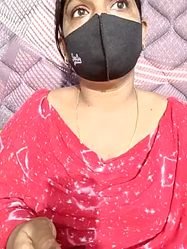 Snapshot of Renuma chatting on 28, 11, 2025 Renuma online show from 28, 11, 2025