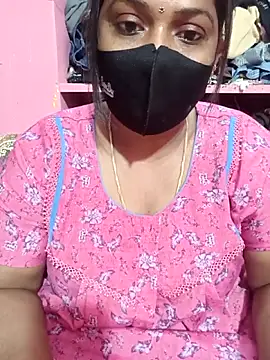 Snapshot of Renuma chatting on 21, 12, 2025 Renuma online show from 21, 12, 2025