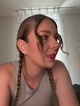 Joanachupa online show from 25, 9, 2025