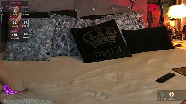 Snapshot of ZoeMesmerize chatting on 3, 3, 2026 ZoeMesmerize online show from 3, 3, 2026