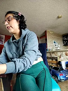 Im Alma  online show from 8, 3, 2025