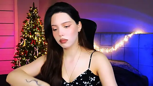 Stacy Gonzales  online show from 5, 1, 2025