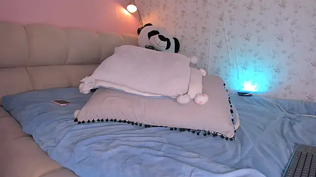 Snapshot of kitty_miaa chatting on 25, 2, 2025 kitty miaa online show from 25, 2, 2025