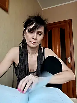 Francenia lolis online show from 23, 3, 2025