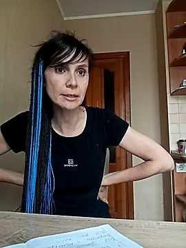 Francenia lolis online show from 13, 9, 2025