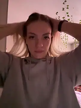 -Sexy Barbie- online show from 2, 3, 2025