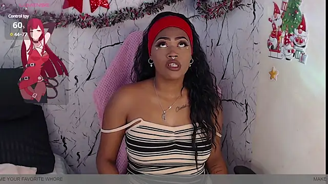 Snapshot of ebonyciaraqueen chatting on 11, 12, 2024 ebonyciaraqueen online show from 11, 12, 2024