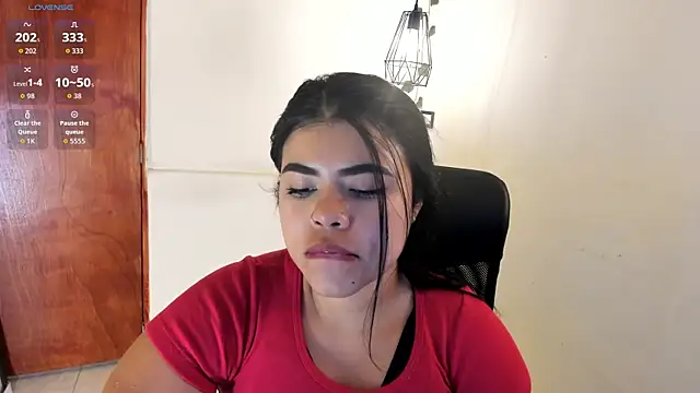 aitana-purple online show from 3, 10, 2025