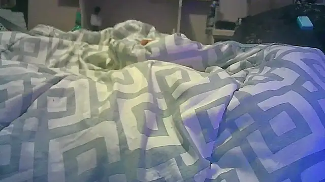 DI4MOND FIR3 online show from 28, 10, 2025