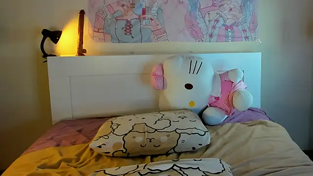 kuraii1  online show from 14, 12, 2024