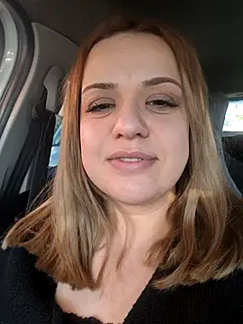 cansuozell online show from 20, 11, 2025