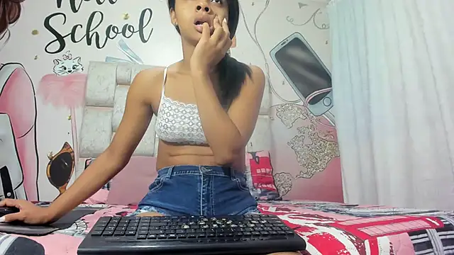 KOURTNEY-- online show from 13, 2, 2025