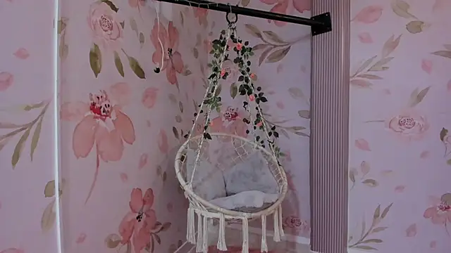 Snapshot of Carohorny4u chatting on 29, 3, 2026 Carohorny4u online show from 29, 3, 2026