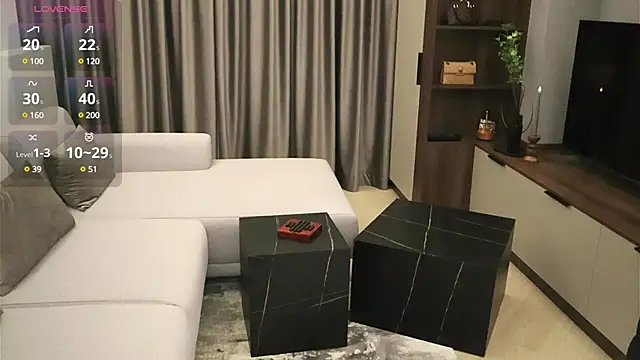 IrisNoire online show from 10, 1, 2025