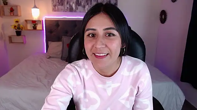 Snapshot of mia_aira chatting on 10, 12, 2024 mia aira online show from 10, 12, 2024