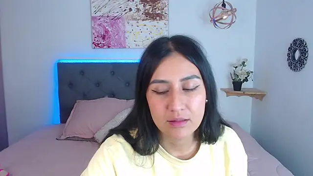 Snapshot of mia_aira chatting on 11, 2, 2025 mia aira online show from 11, 2, 2025