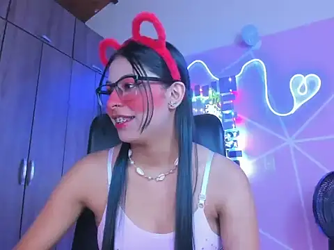  ALLYSON18  online show from 21, 1, 2025