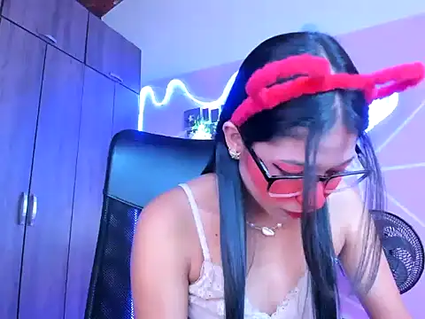  ALLYSON18  online show from 22, 1, 2025