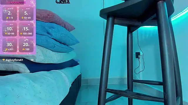 reinahot-699 online show from 22, 1, 2025