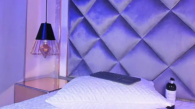 ammy durand online show from 12, 1, 2025