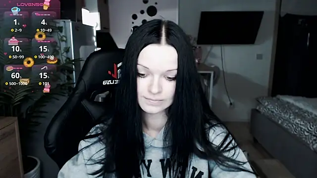 illililliilli online show from 4, 1, 2025