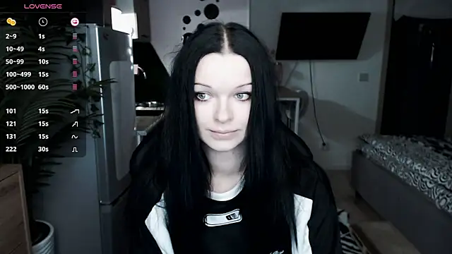 illililliilli online show from 5, 1, 2025