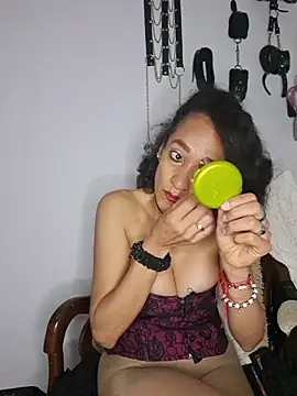 SamaraMartinez online show from 16, 4, 2026