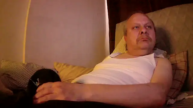 Snapshot of amylrmm1903 chatting on 1, 5, 2026 amylrmm1903 online show from 1, 5, 2026