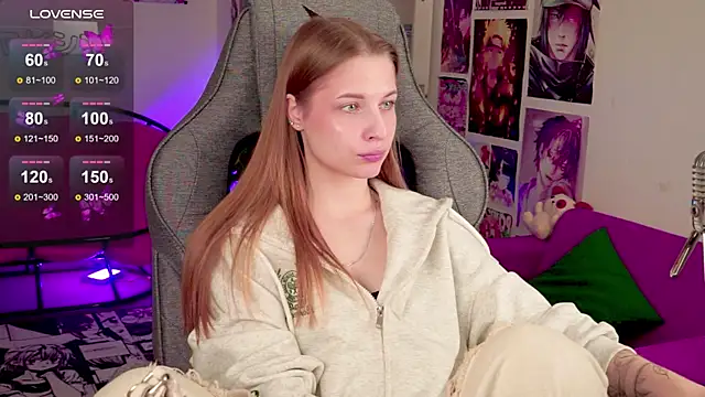 CuteMousee online show from 10, 10, 2025