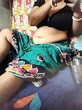 Snapshot of Priya-bhabi012 chatting on 30, 11, 2025 Priya-bhabi012 online show from 30, 11, 2025