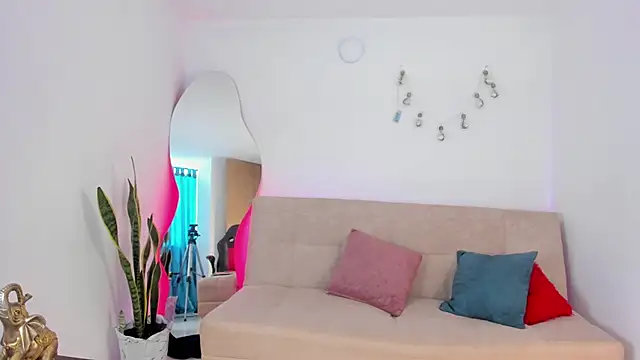 Snapshot of Sweetluna__ chatting on 21, 10, 2025 Sweetluna online show from 21, 10, 2025