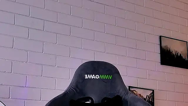 TinaDavil online show from 3, 2, 2026