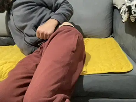 4small4inchlol online show from 10, 2, 2025