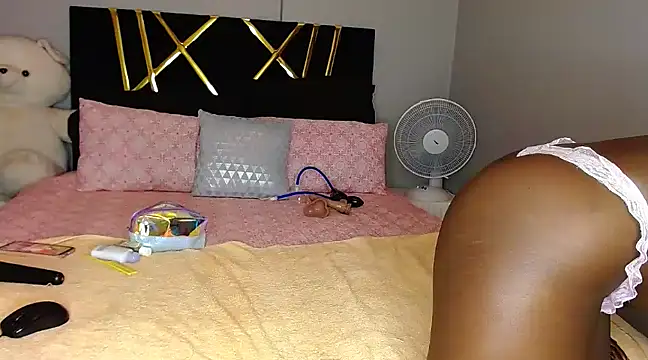 MissBigNipples online show from 8, 2, 2025