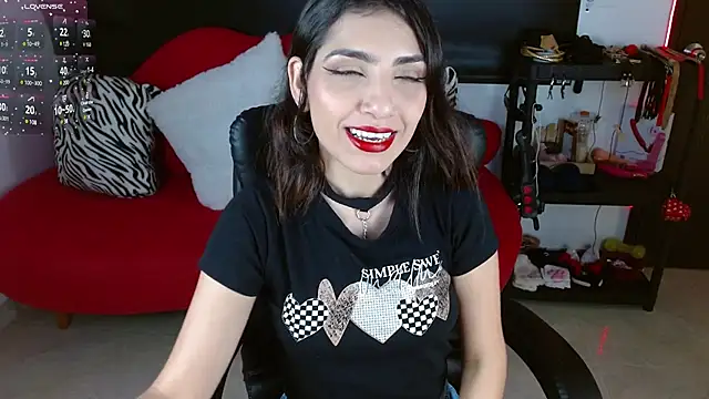 Carolaine69  online show from 3, 3, 2025