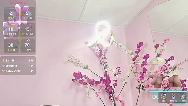 Snapshot of almendraevans chatting on 27, 1, 2025 almendraevans online show from 27, 1, 2025