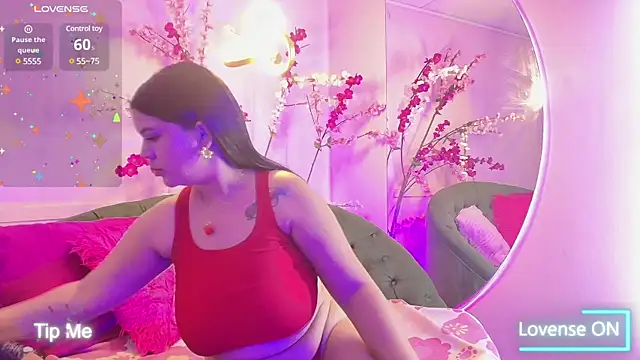 Snapshot of almendraevans chatting on 1, 2, 2025 almendraevans online show from 1, 2, 2025