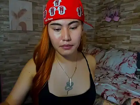 Snapshot of mlhlblk chatting on 30, 11, 2025 mlhlblk online show from 30, 11, 2025