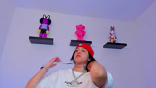 Snapshot of Gangster_Girl chatting on 9, 2, 2025 Gangster Girl online show from 9, 2, 2025