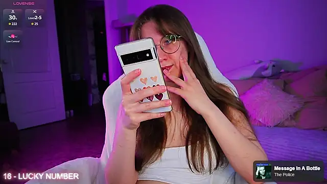 ms allison w online show from 18, 4, 2026