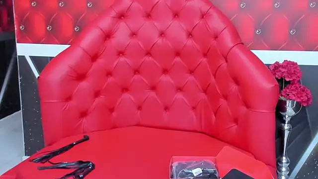 SARAFOXX  online show from 7, 2, 2025